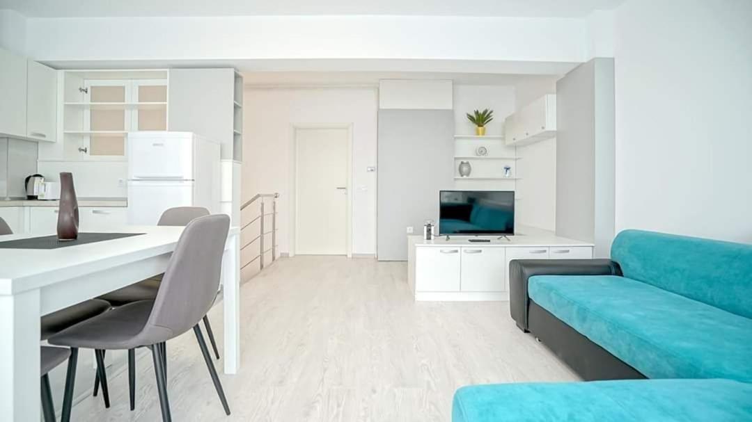 Giorgia And Ary Apartment Brasov Exterior photo